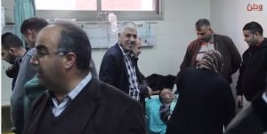 بالفيديو ... تسمم مدير مدرسة الحسين و3 آخرين بعد تلقي رسالة غامضة