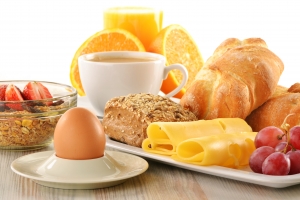الإفطار يساعد على فقدان الوزن 