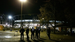 إلغاء مباراة لكرة القدم بين ألمانيا وهولندا بسبب تهديد بوجود قنبلة