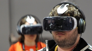 غوغل تطور نسخة من أندرويد لأجهزة الواقع الافتراضي