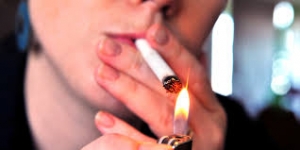 هل تعلمين كيف يؤثر التدخين على صحة جنينك؟