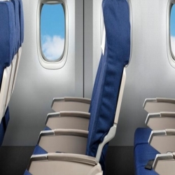 لماذا يتم ثقب النوافذ في طائرات الركاب؟