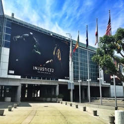 صورالالعاب العملاقه تزين شوارع مدينة لوس انجلوس استعدادا لمعرض E3