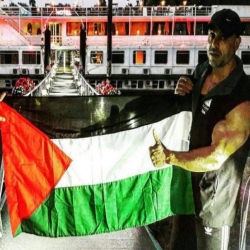 فلسطيني يفوز بالمركز الأول في بطولة دولية لكمال الأجسام
