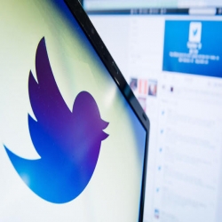 تويتر تختبر ميزة لإرسال إشعارات بالأخبار العاجلة 