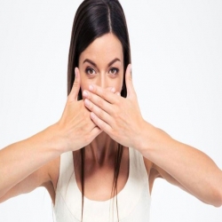 كيف تقضي على رائحة الفم الكريهة أثناء الصوم