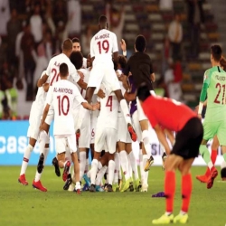العنابي ينجح بالتأهل لدور نصف النهائي لأول مرة في تاريخه