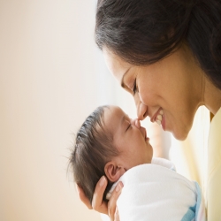 الرضاعة الطبيعية مدتها وفوائدها وعدد رضعات المولود 