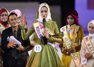 تونسية تفوز بتاج "الجمال الإسلامي" في مسابقة دولية 