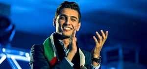 أول شخصية فلسطينية تصل إلى مليون متابع على «تويتر" ..فيلم لرشيد مشهراوي عن حياة "عساف"
