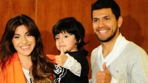 مارادونا يفجر مشاكل ابنته العائلية في المونديال