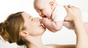 التغذية المتنوعة للأم أفضل وسيلة لوقاية الطفل من الحساسية.